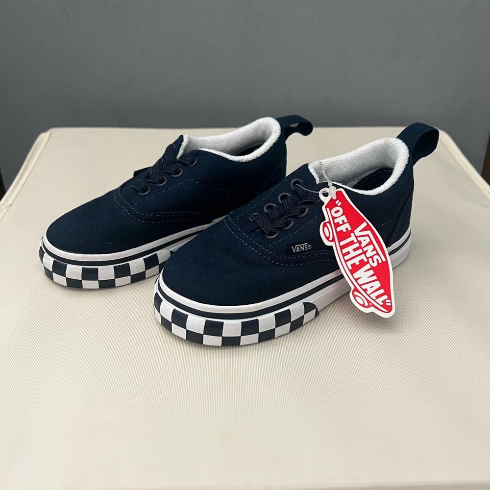New with tags no box size 6